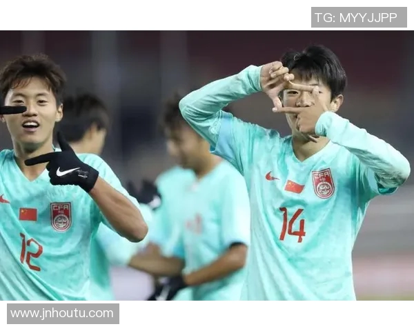 中国足球微博热议新赛季展望球迷期待国足表现与联赛精彩对决